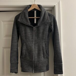 Lululemon Athletica Charcoal Zip-Up Jacket Size 2